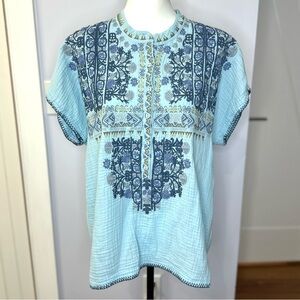 Johnny Was Atanase Blouse. Blue w/dark blue embroidery. 100% cotton, Size M.EUC!
